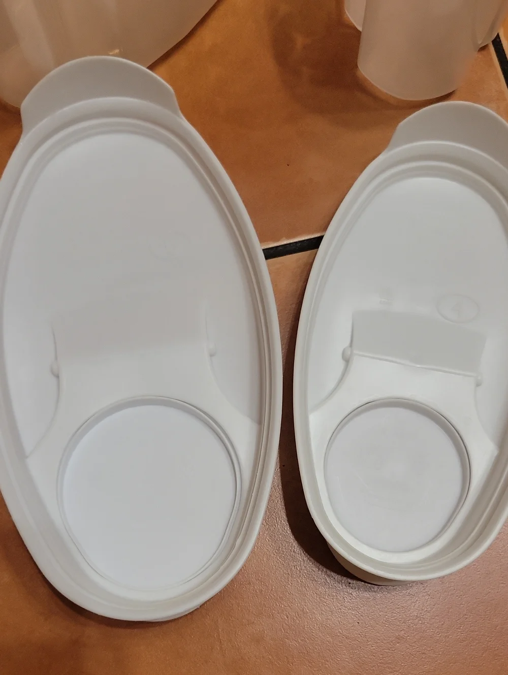 Set Of 2 Rubbermaid Servin Saver Cereal Food Containers #4&5